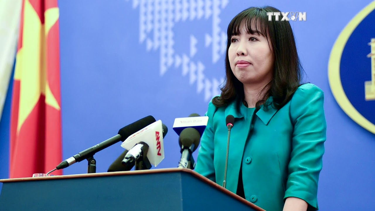 Cụ bà 103 tuổi khiến TikTok 'bùng nổ' sau khi chia sẻ clip trang điểm